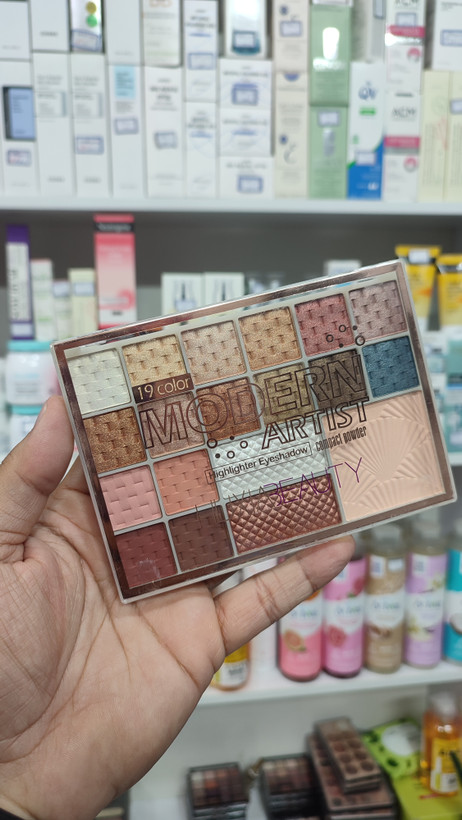 پالت آرایشی سایه چشم و هایلایتر ۱۹ رنگ HUXIABEAUTY مدل مدرن آرتیست Modern Artist