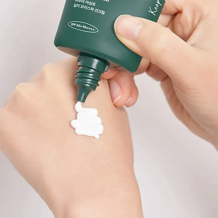 کرم ضد آفتاب مرطوب کننده و تسکین دهنده ++++SPF50 PA آنوا Anua حجم ۵۰ میل